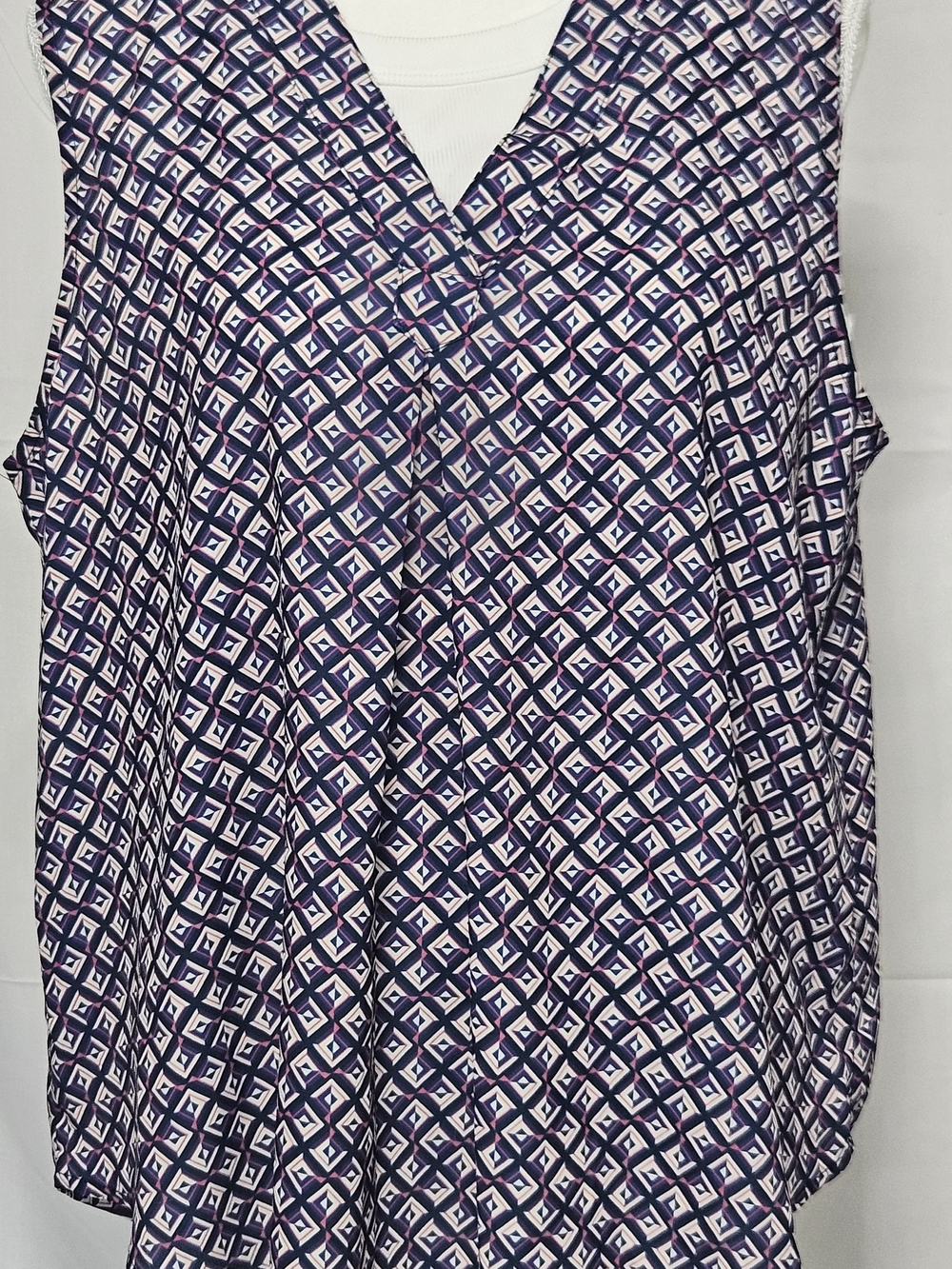 Geometric V-Neck Sleeveless Top - Navy & Pink